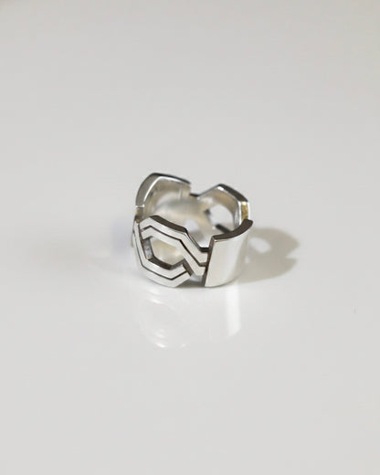 SUI BOLD RING 标志性银戒指