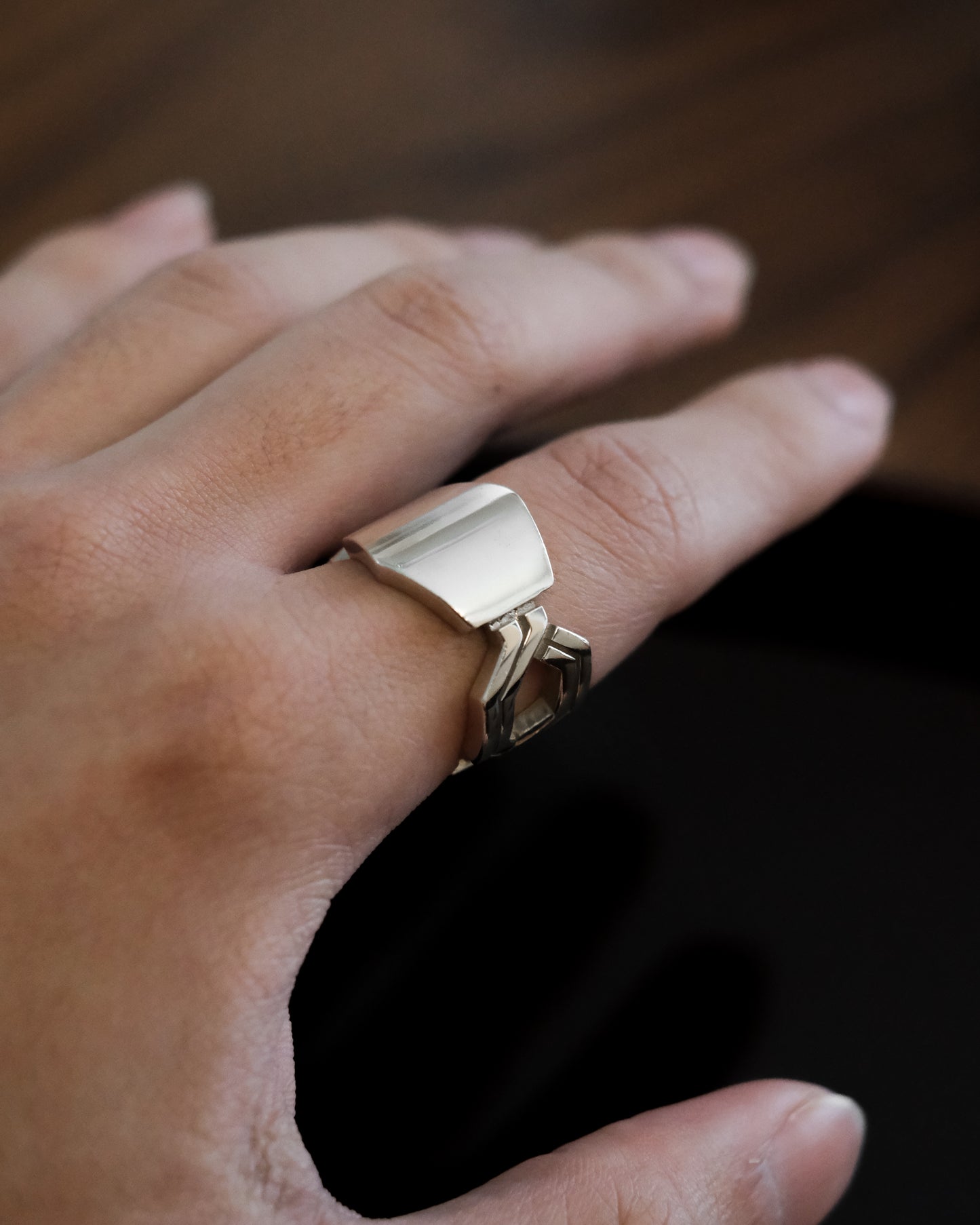 SUI BOLD RING / アイコニックシルバーリング