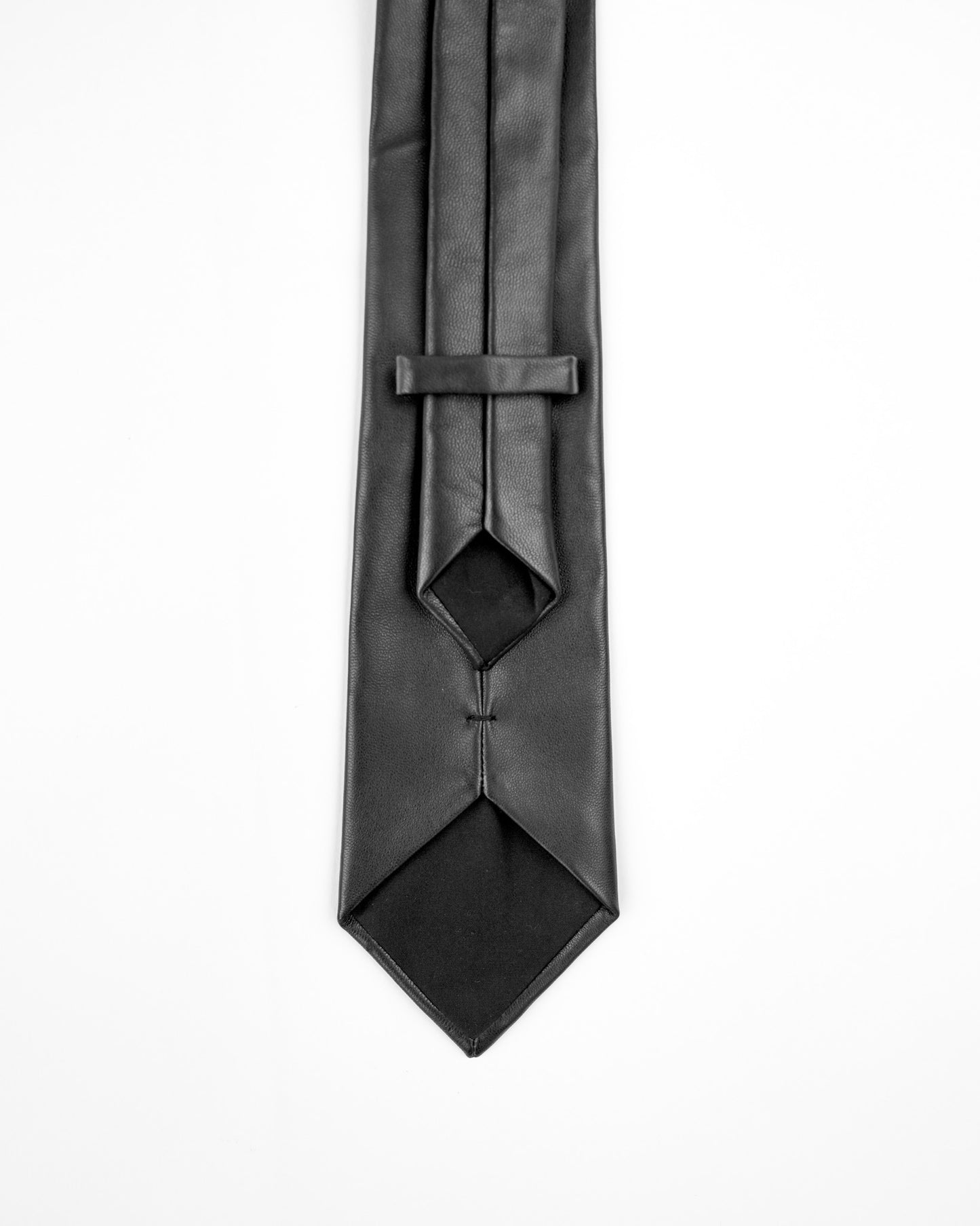 Yoha lamb leather tie